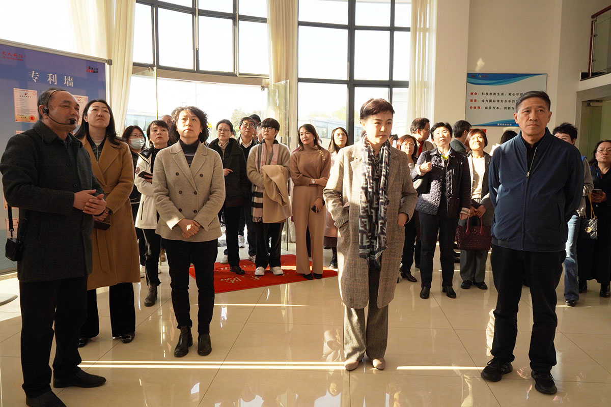 中国医药保健品进出口商会及会员企业莅临康辉医疗参观